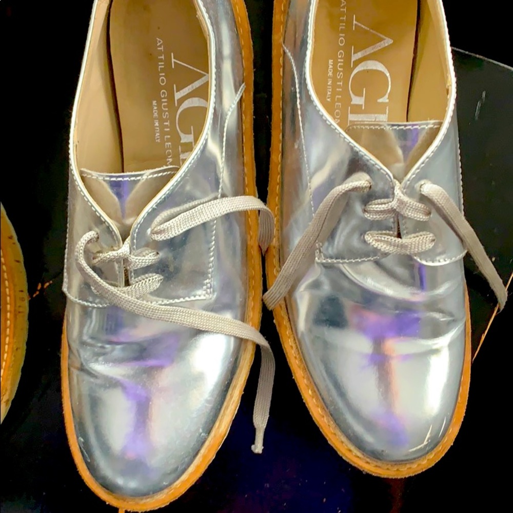 Loafer shoes